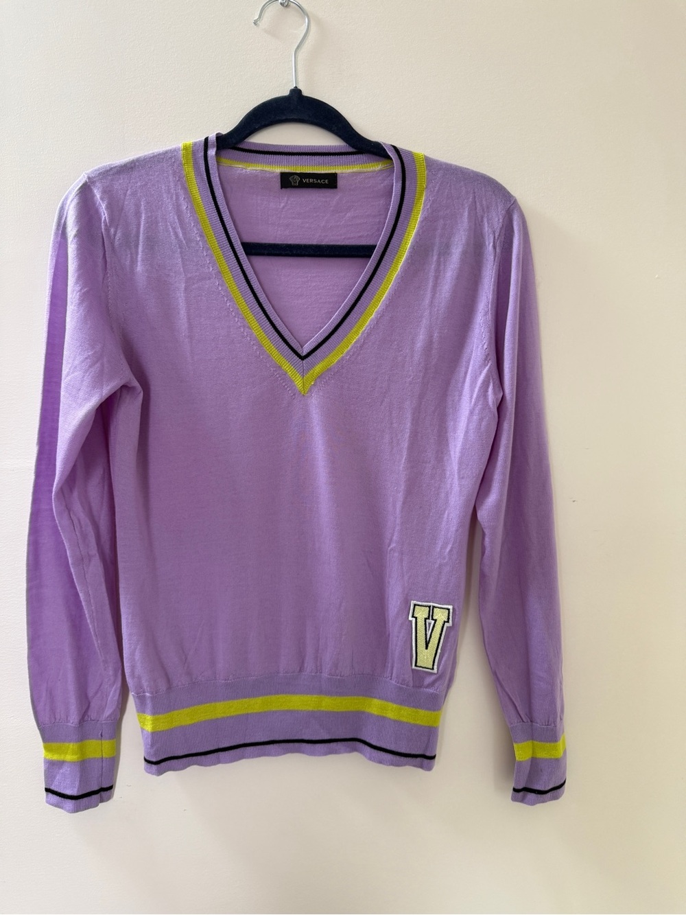 Versace Women’s 100% Wool V-Neck Sweater Purple Logo Made in Italy Size M
